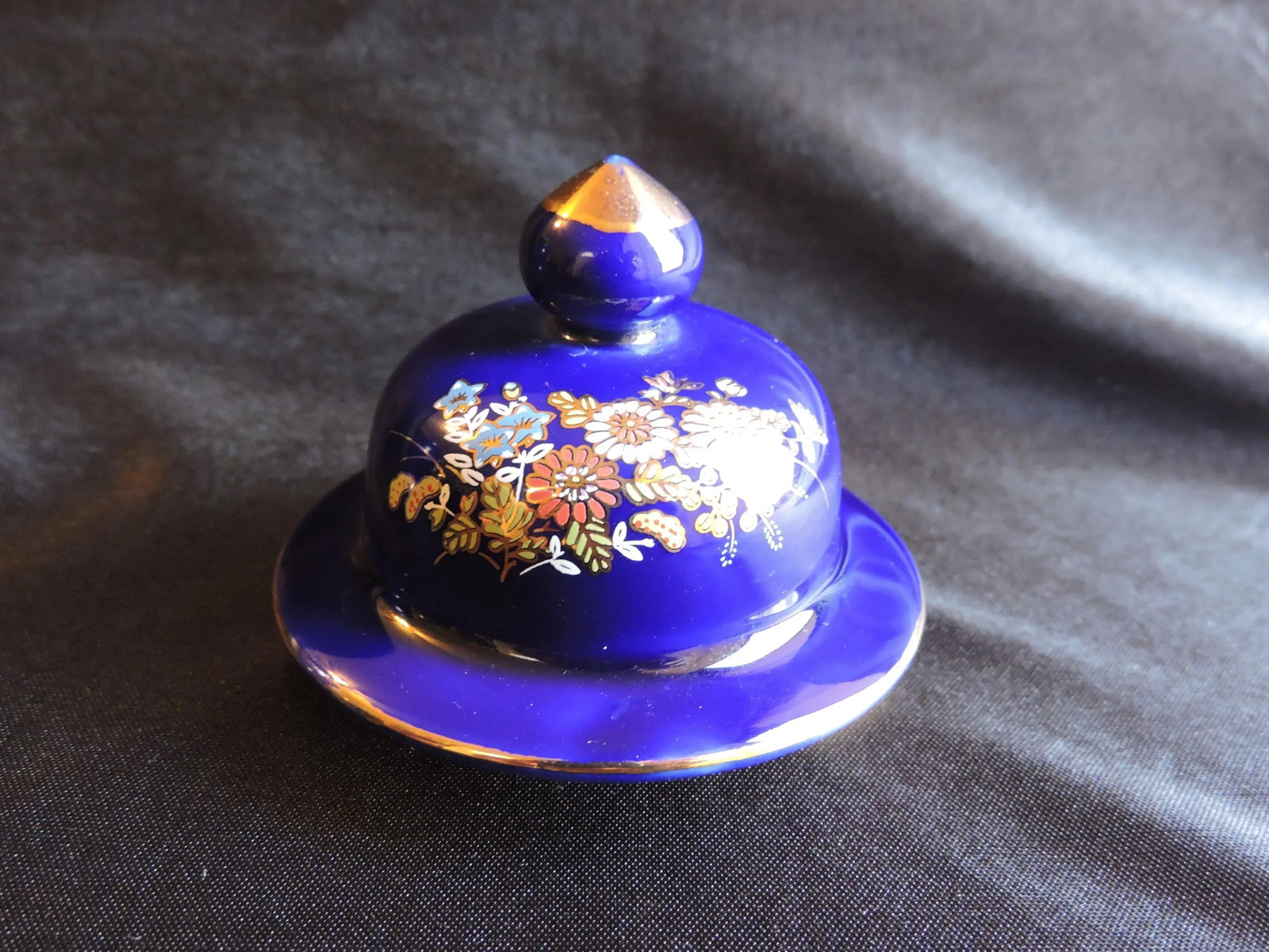 Circa 1970's Kutani Ware Cobalt Blue Peacock Ginger Jar Hand Painted Made in Japan - 6