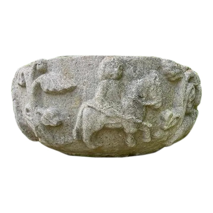 Large Antique Stone Planter With Medieval Hunting Scene (1 of 13)