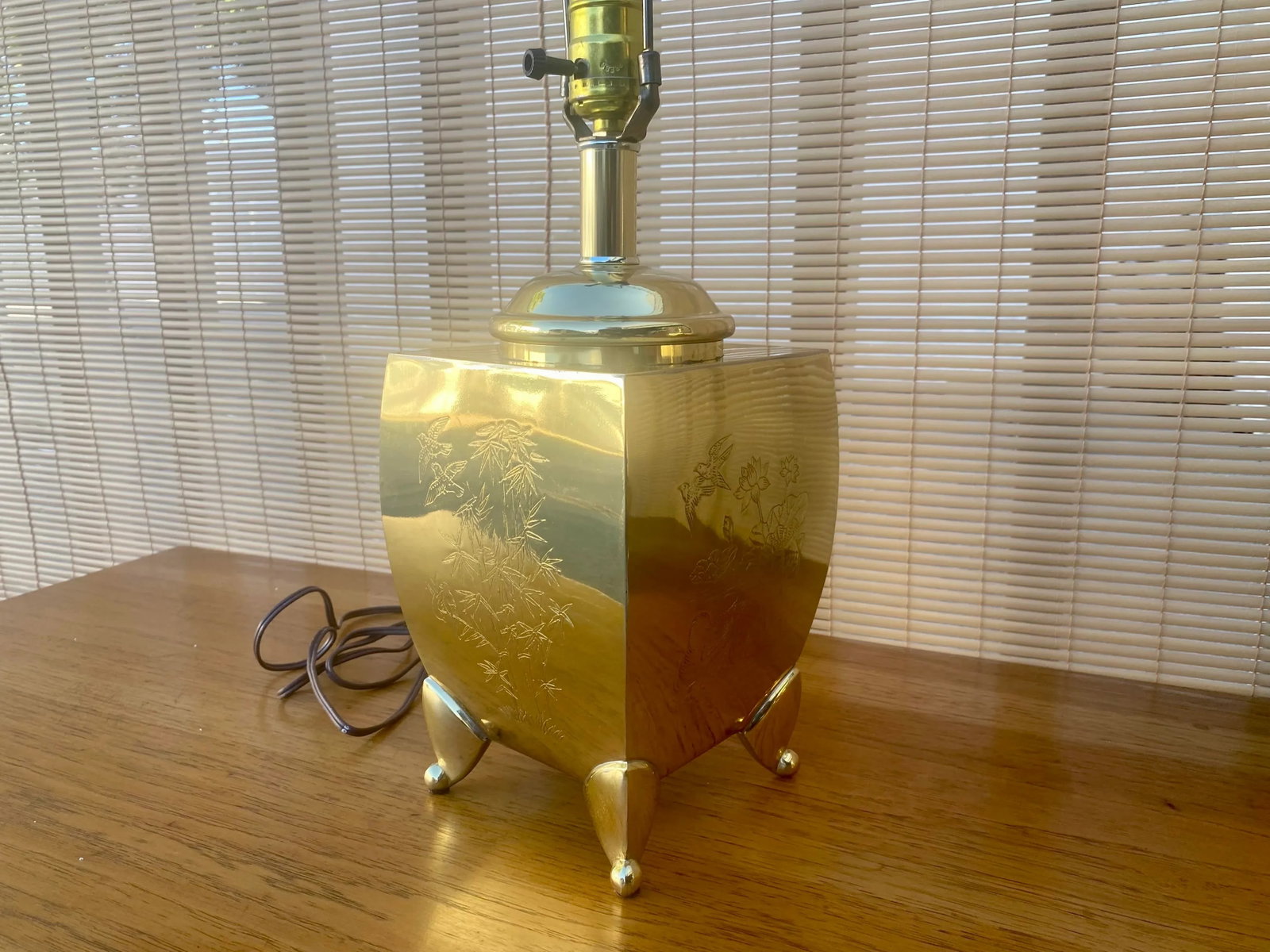 1970s Brass Chinoiserie Lamps - a Pair - 10