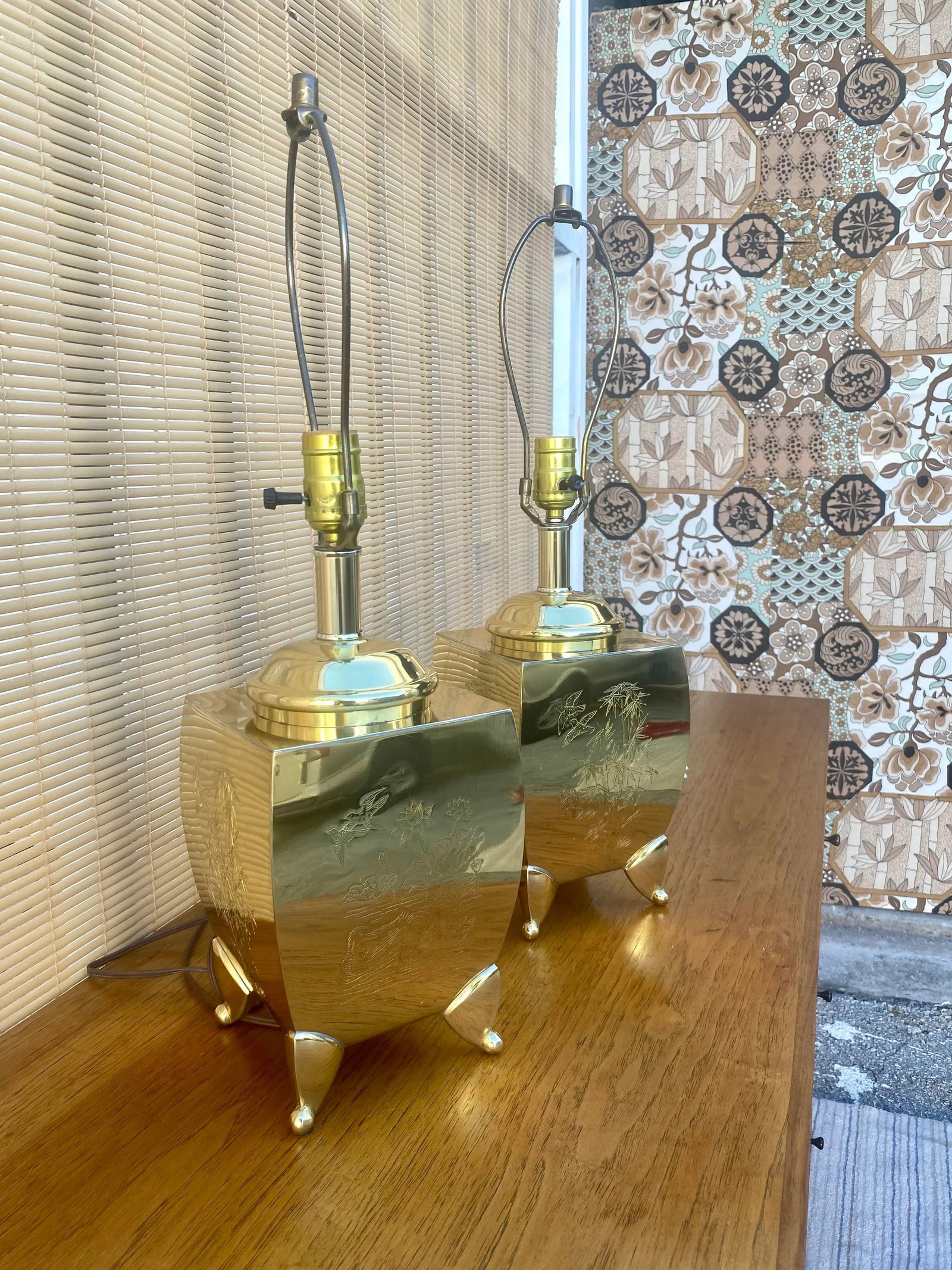 1970s Brass Chinoiserie Lamps - a Pair - 12