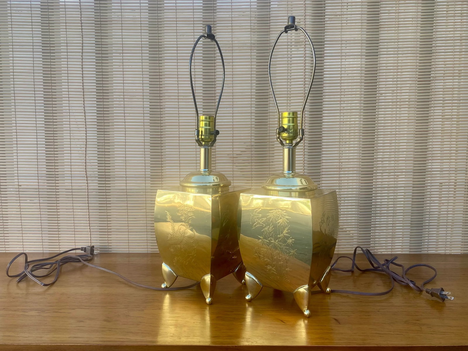 1970s Brass Chinoiserie Lamps - a Pair - 2