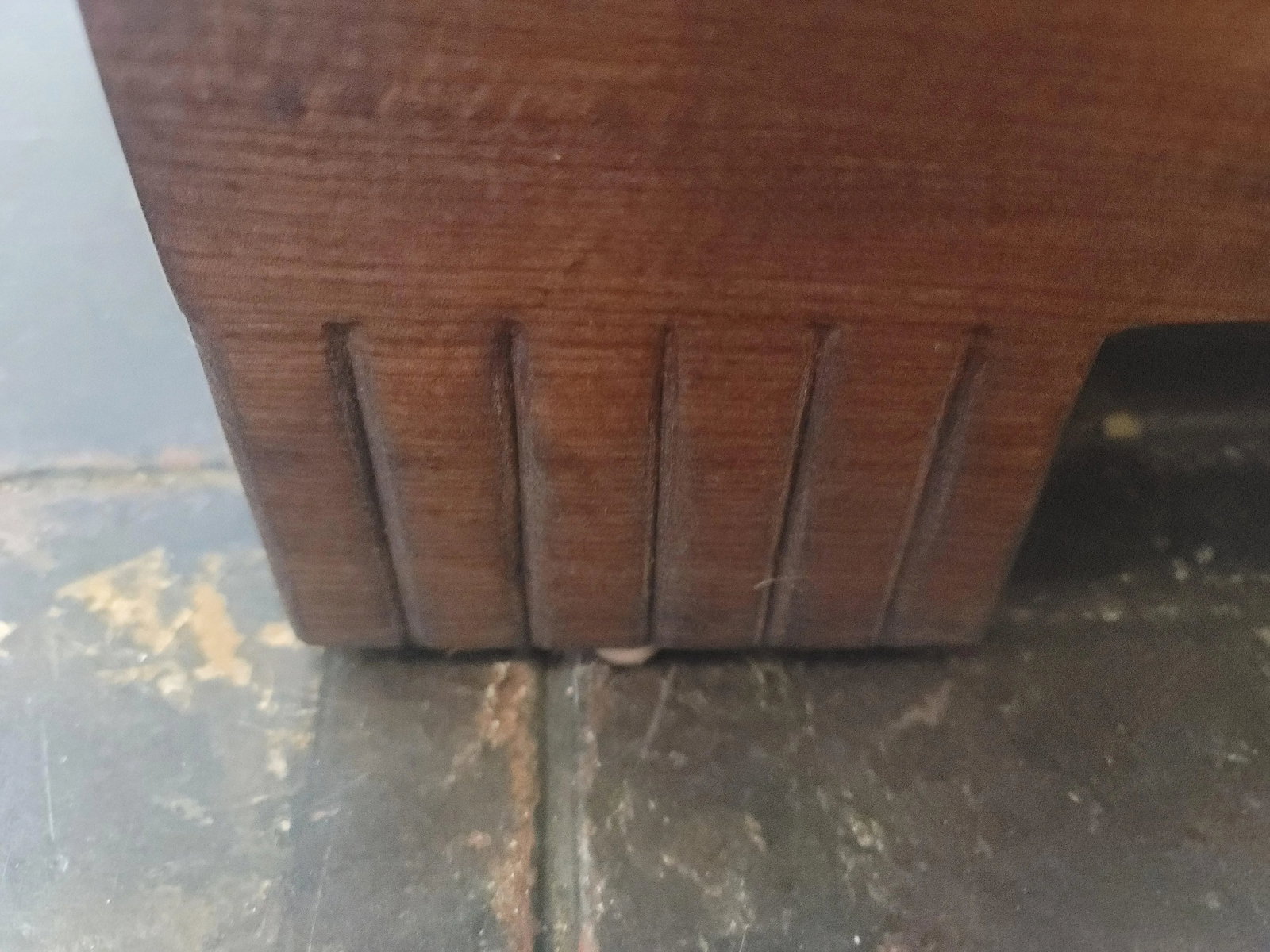1920 Art Deco Dog Bed - 2