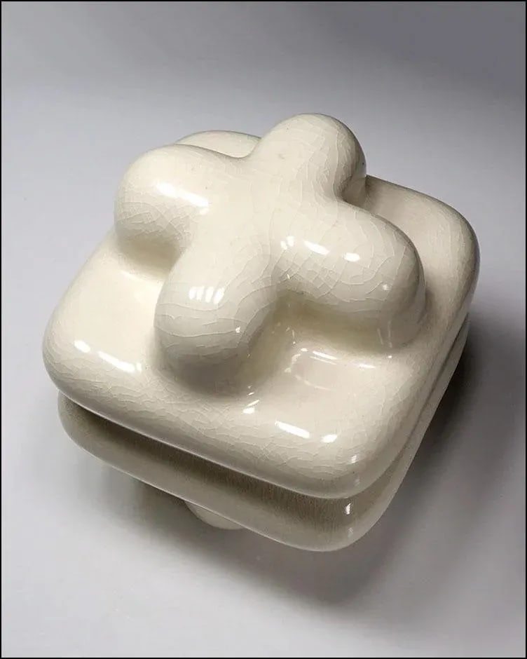 Designer Pop Art Ceramic Puffy Mod Box W/Crackle Glaze - 10