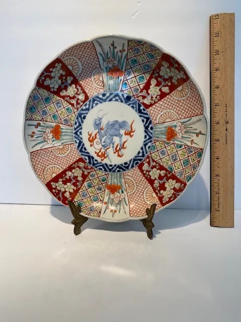 Antique Late 19th Century Japanese Imari Style Scalloped Plate With Kirin - 2