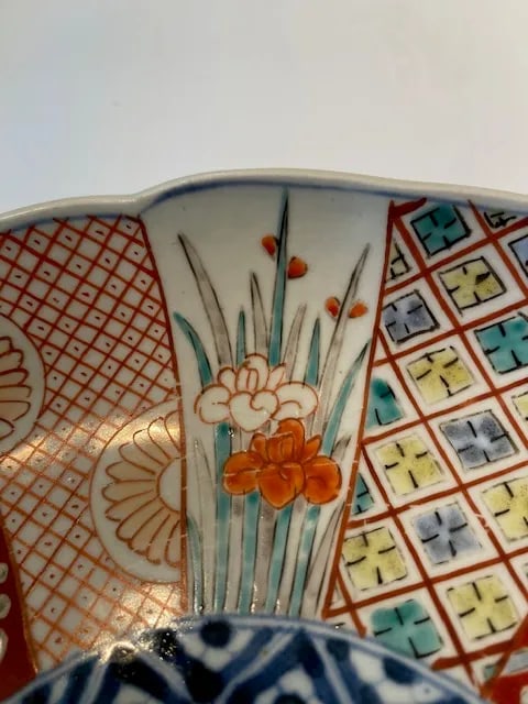 Antique Late 19th Century Japanese Imari Style Scalloped Plate With Kirin - 3