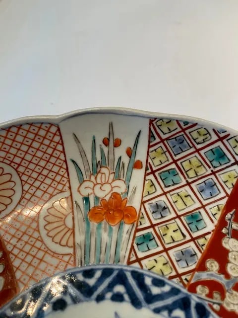 Antique Late 19th Century Japanese Imari Style Scalloped Plate With Kirin - 4
