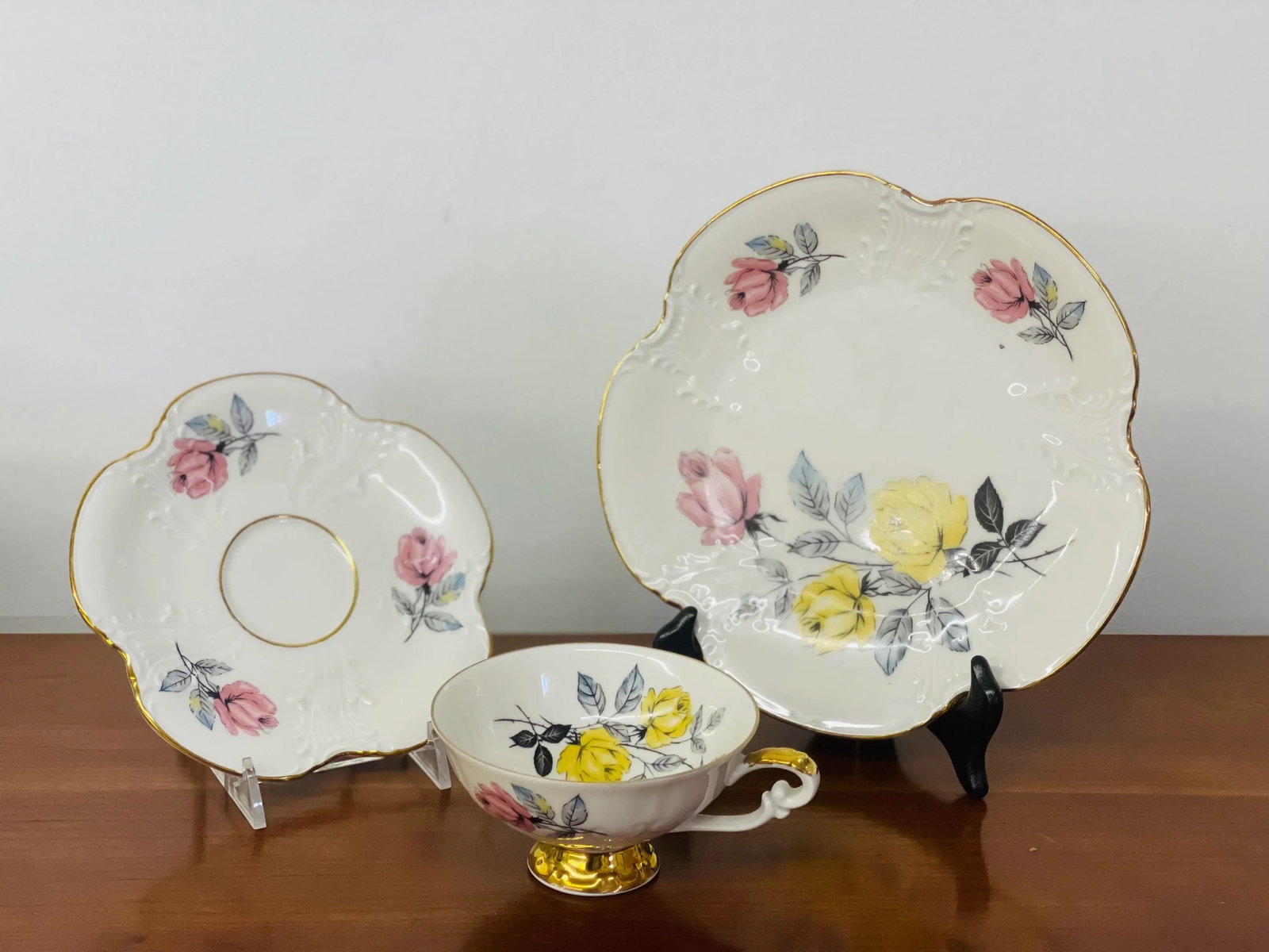 Vintage Johann Seltmann Vohenstrauss Porcelain Tea Set- 3 Pieces - 4
