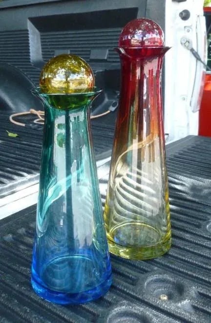1970s Vintage Barbini for Murano Italian Futuristic Stoppered Bottles - A Pair - 4