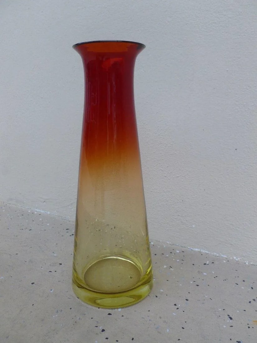 1970s Vintage Barbini for Murano Italian Futuristic Stoppered Bottles - A Pair - 8