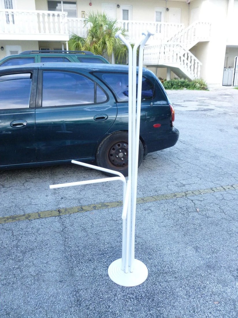 20th Century Italian Architectural Space Age White Enamel Coat Rack - 2