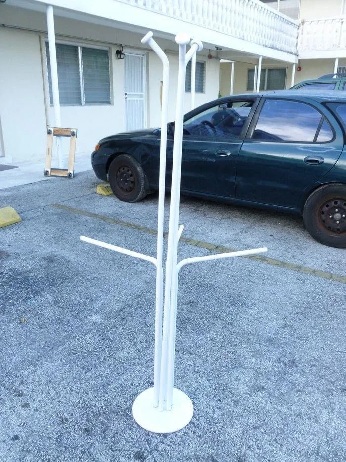 20th Century Italian Architectural Space Age White Enamel Coat Rack - 5