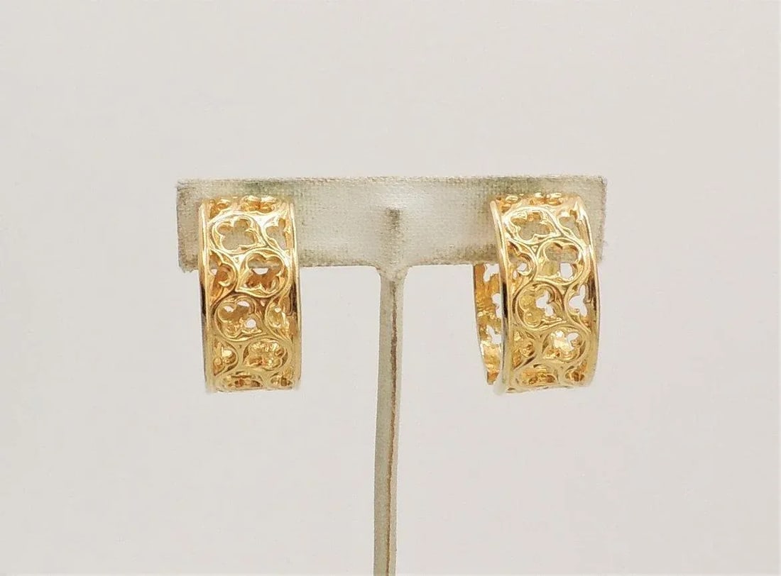 1972 Vintage Signed Napier Gothic Cut Out Hoop Clip Earrings- 2 Pieces - 7
