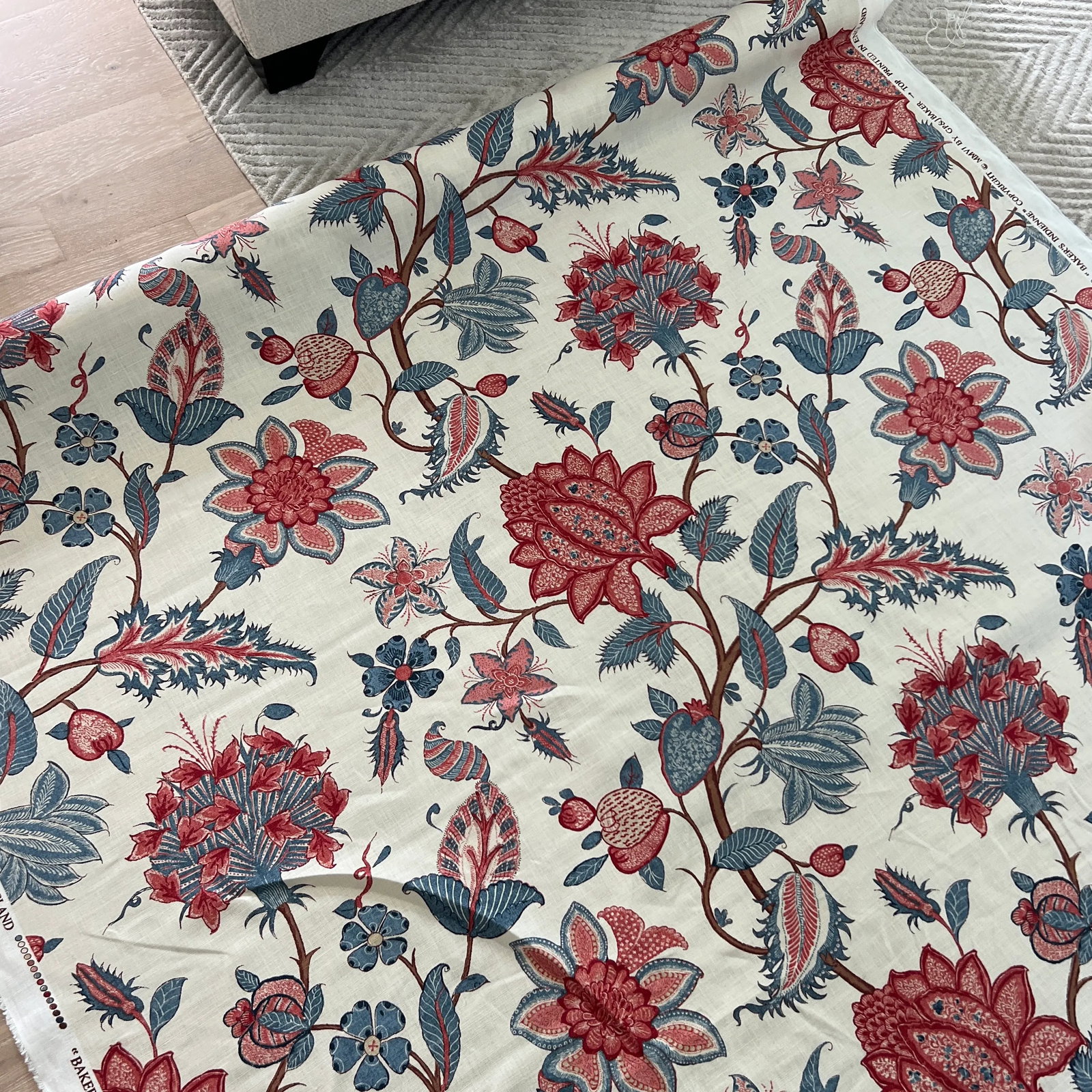 Lee Jofa Gp & J Baker Baker's Indienne Linen Fabric- 5 Yards - 4
