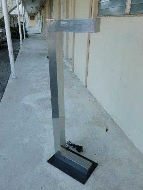 1970's Vintage Architectural Chromed Aluminum Floor Lamp - 7