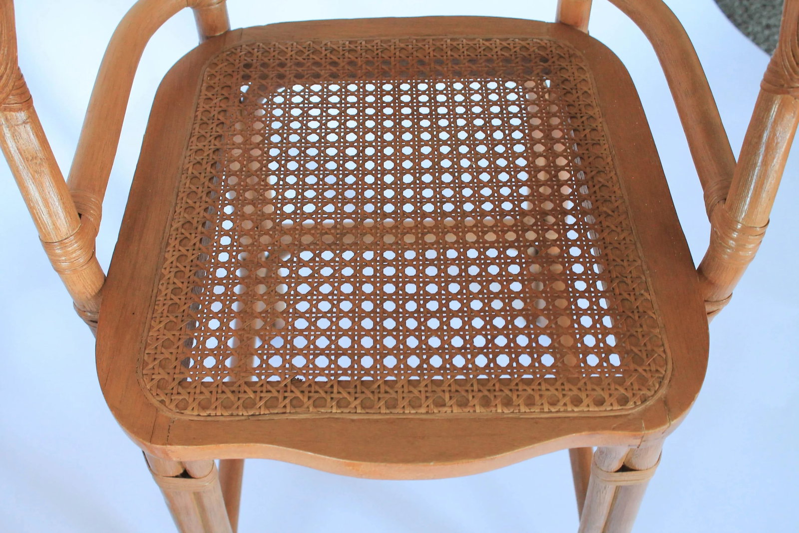 Vintage Rattan Chinoiserie Pagoda Top Barstools With Cane Seats - a Pair - 9