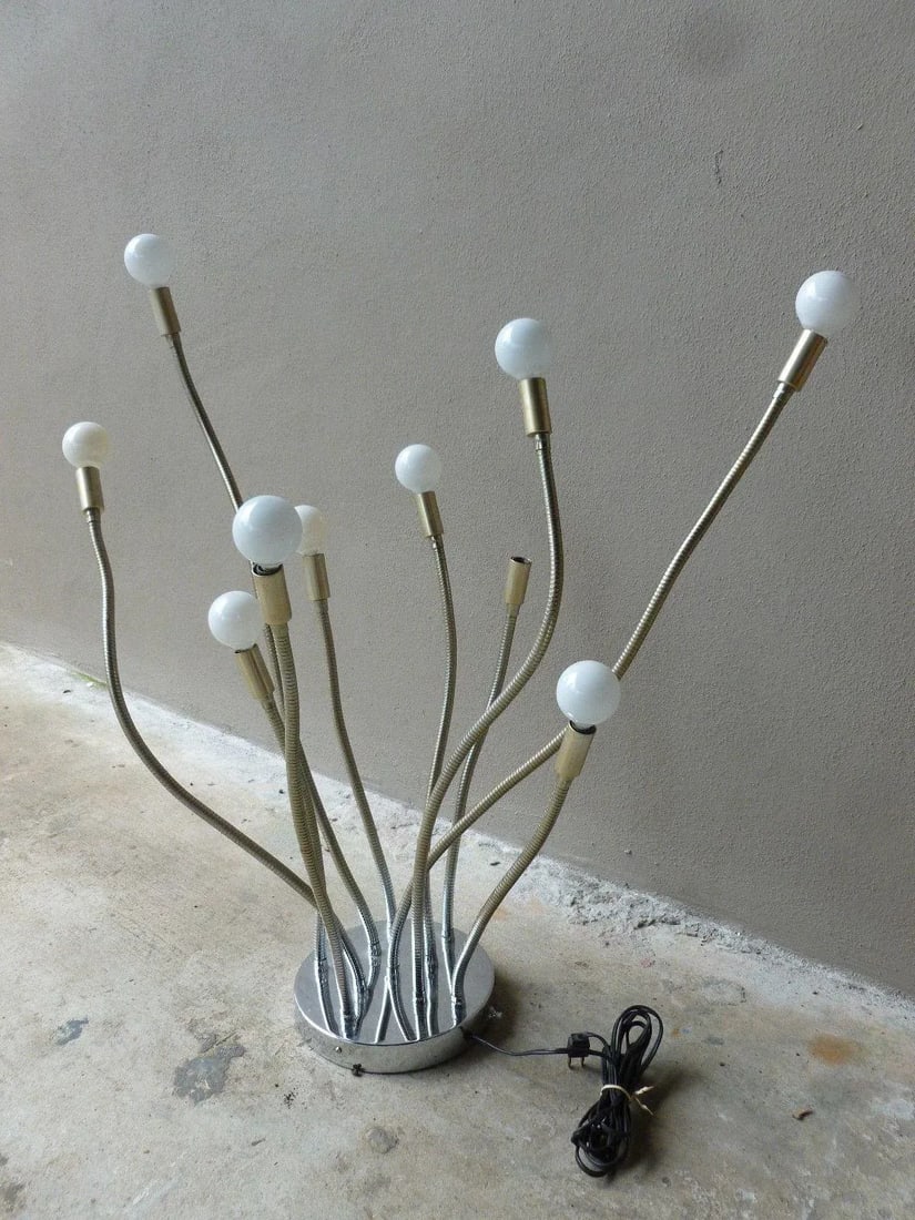 1970s Modern Space Age Chrome Octopus 10 Tentacles Lamp - 3