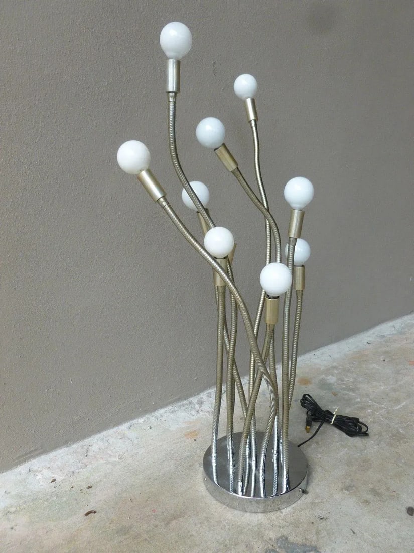 1970s Modern Space Age Chrome Octopus 10 Tentacles Lamp - 4