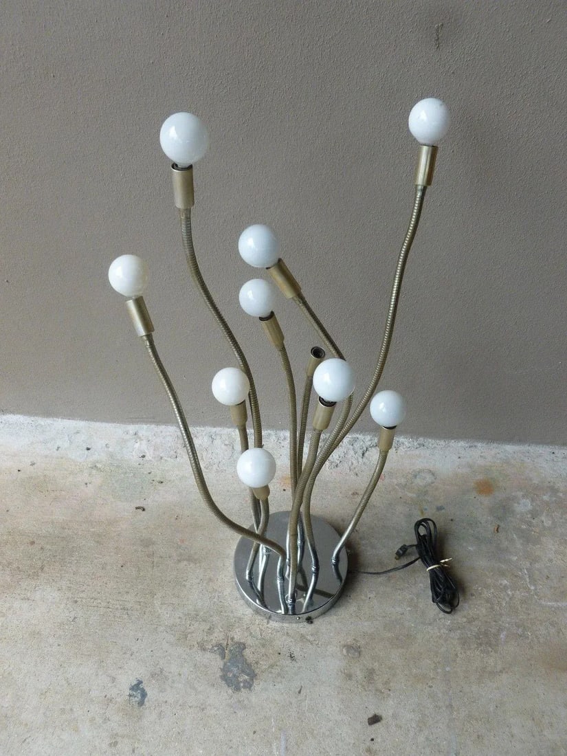 1970s Modern Space Age Chrome Octopus 10 Tentacles Lamp - 6