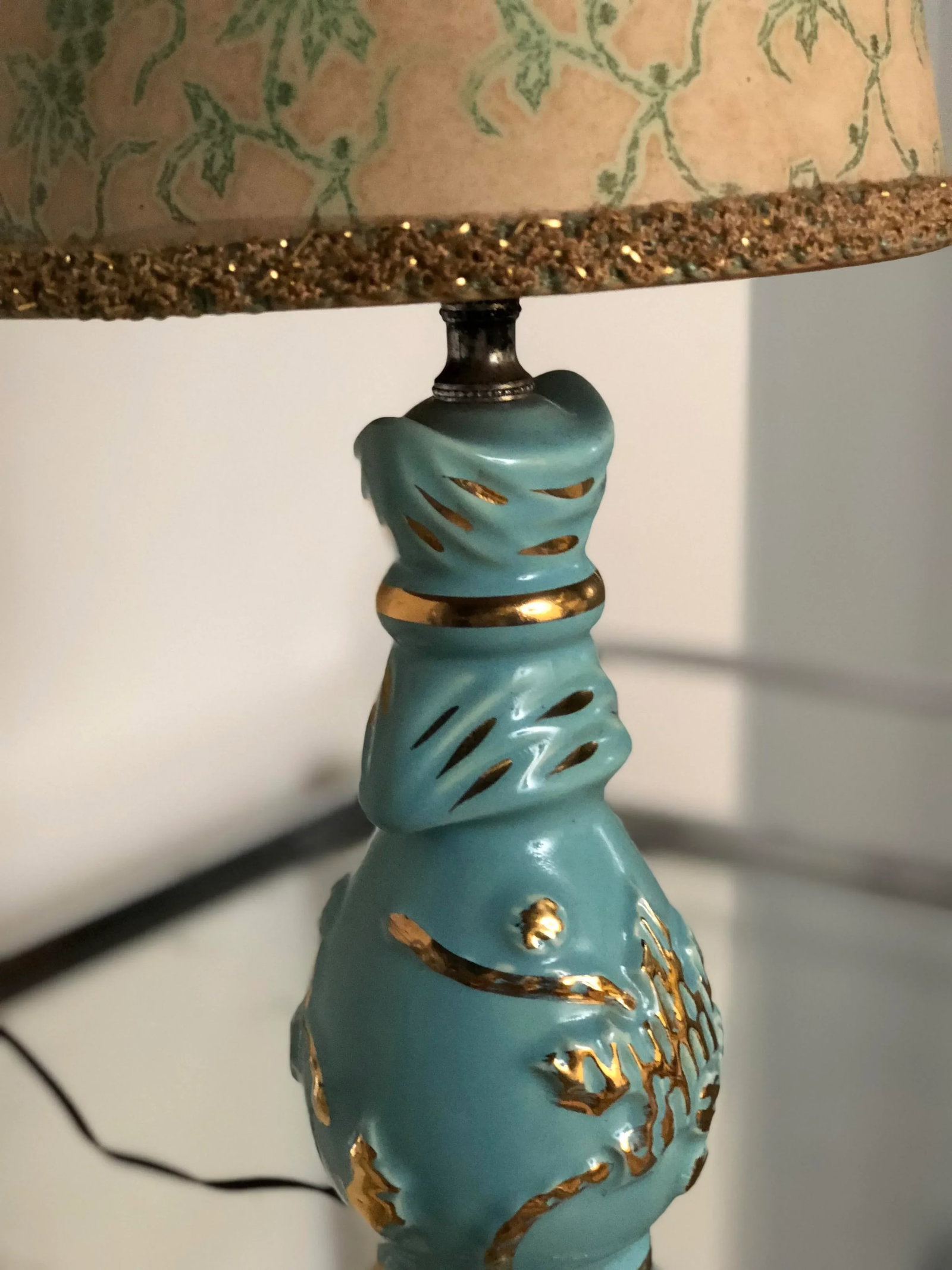 Mid Century Turquoise and Gold Table Lamp With Original Floral Shade - 6