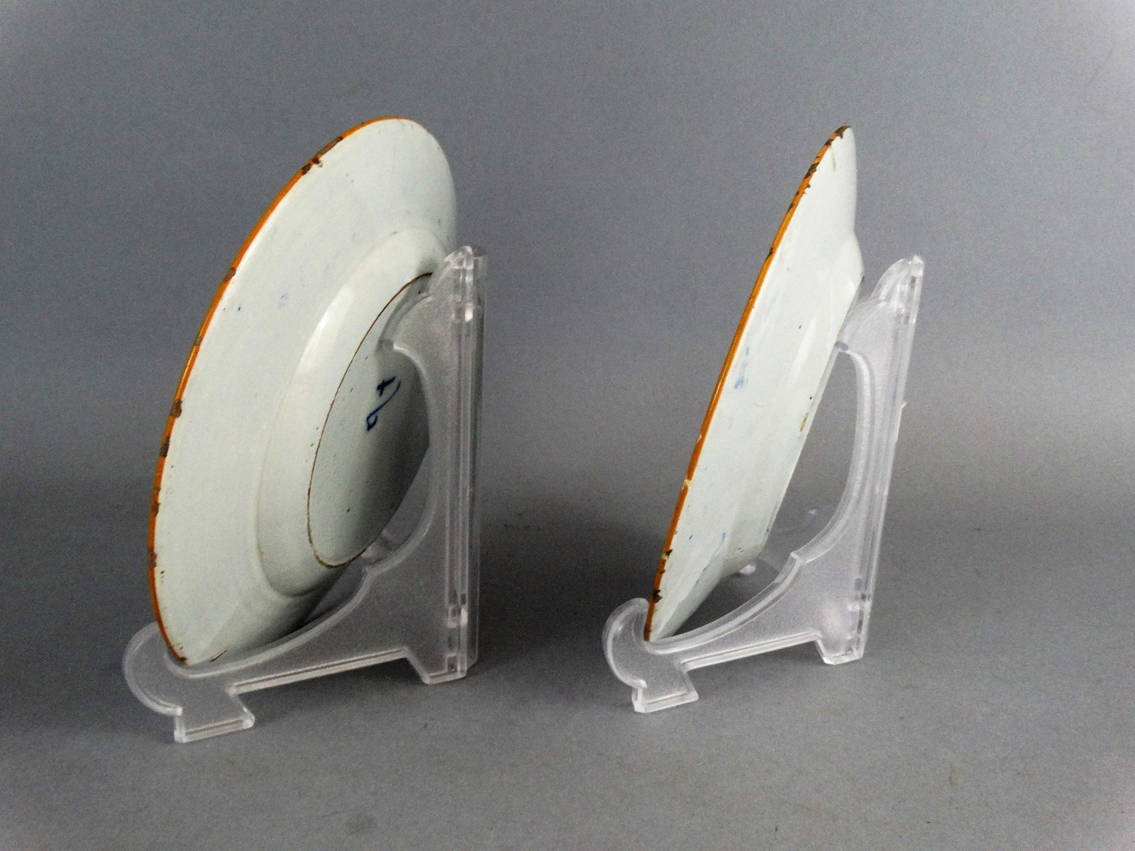 18th-Century Dutch Delft Plates With Chinoiserie Figures, Long Eliza, Pair - 6