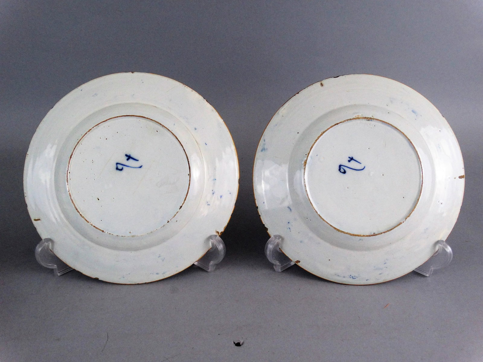 18th-Century Dutch Delft Plates With Chinoiserie Figures, Long Eliza, Pair - 7