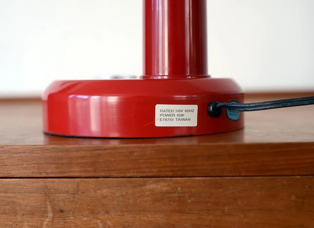 Late 20th Century Vintage Modern Red Plastic Gooseneck Fluorescent Desk Lamp - 11