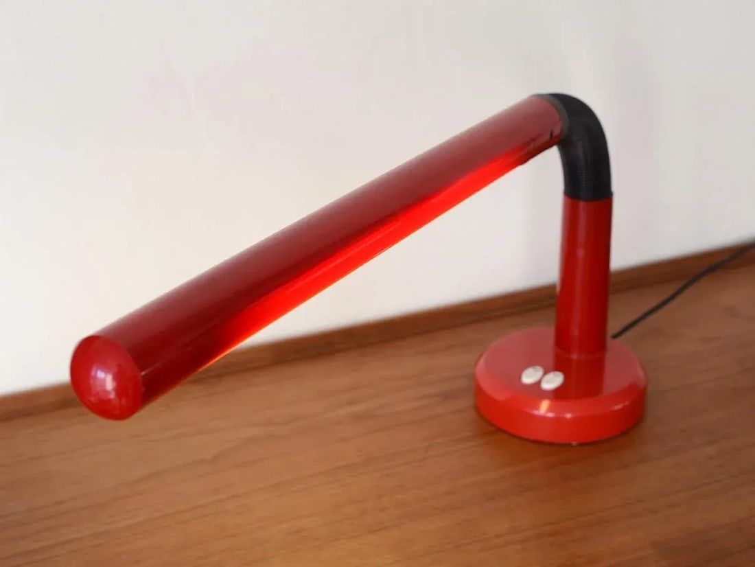 Late 20th Century Vintage Modern Red Plastic Gooseneck Fluorescent Desk Lamp - 9