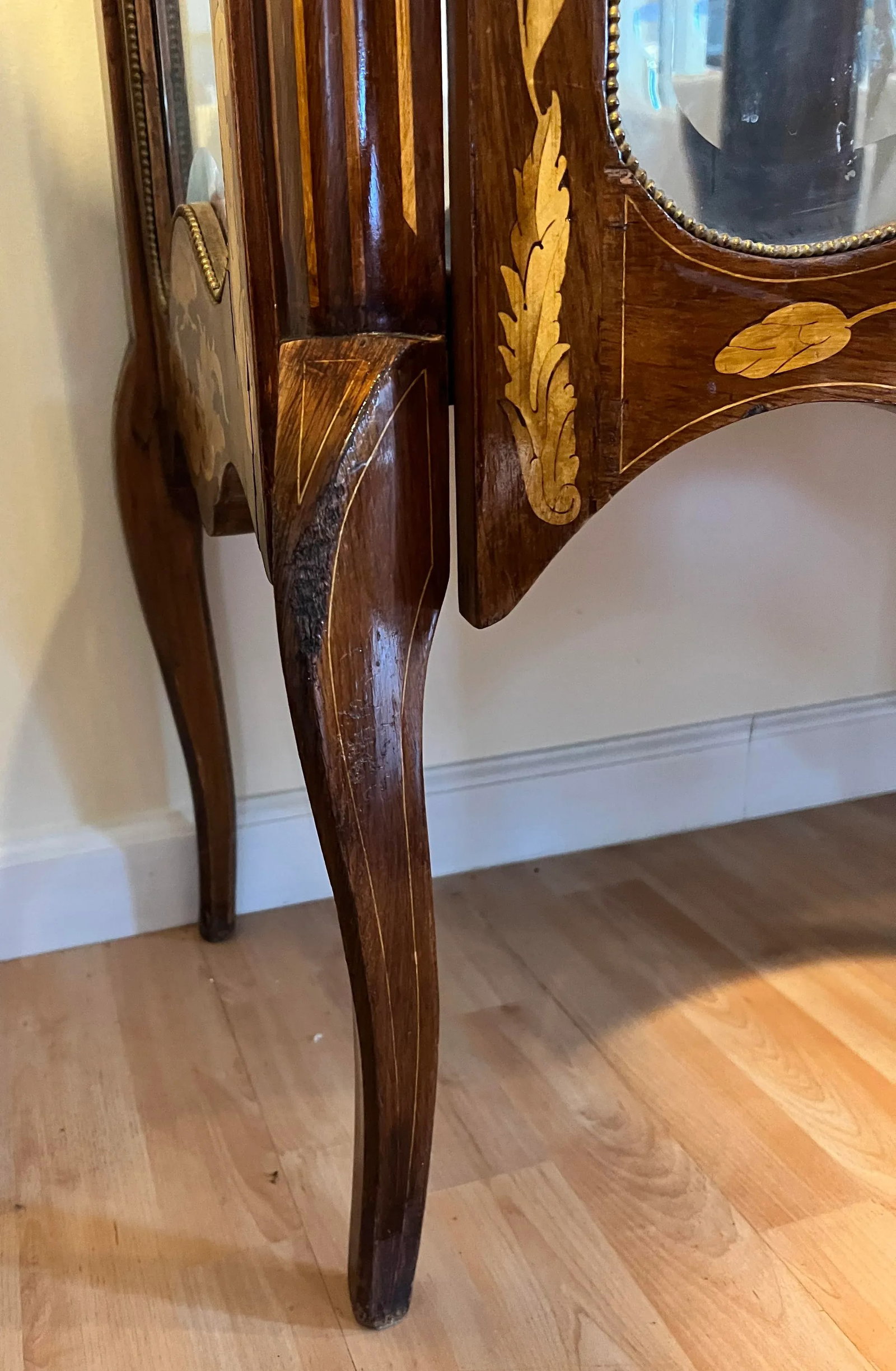 Late 19th Century Louis XVI Style Bronze Mounted Marquetry Inlaid - 11