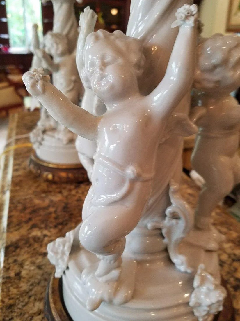 1980s Vintage Blanc De Chine Putti Lamps - A Pair - 7