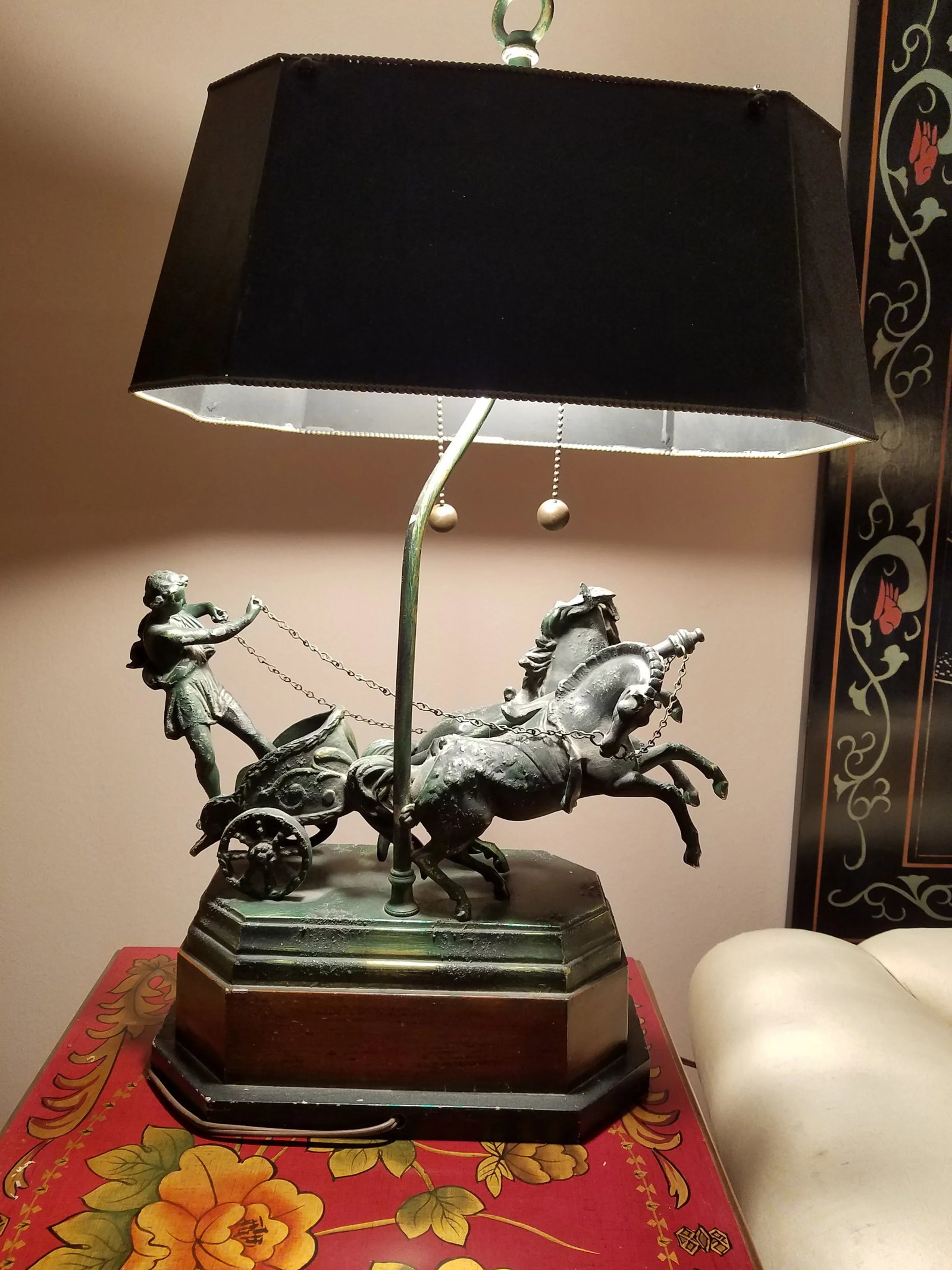 French Empire Style Neoclassical Roman Gladiator in Chariot Tole Lamp - 3