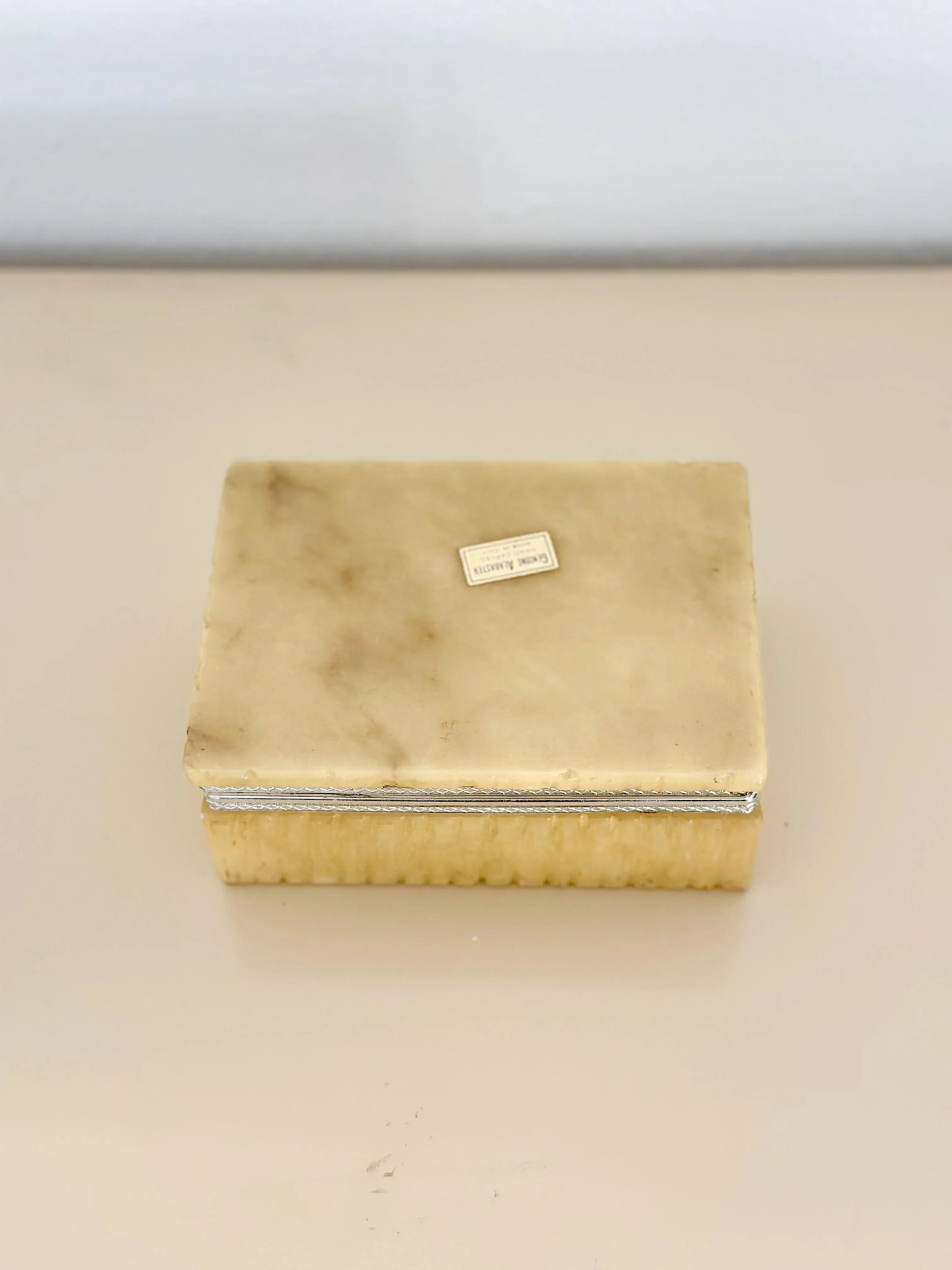1970s Italian Alabaster Jewelry Box - 3