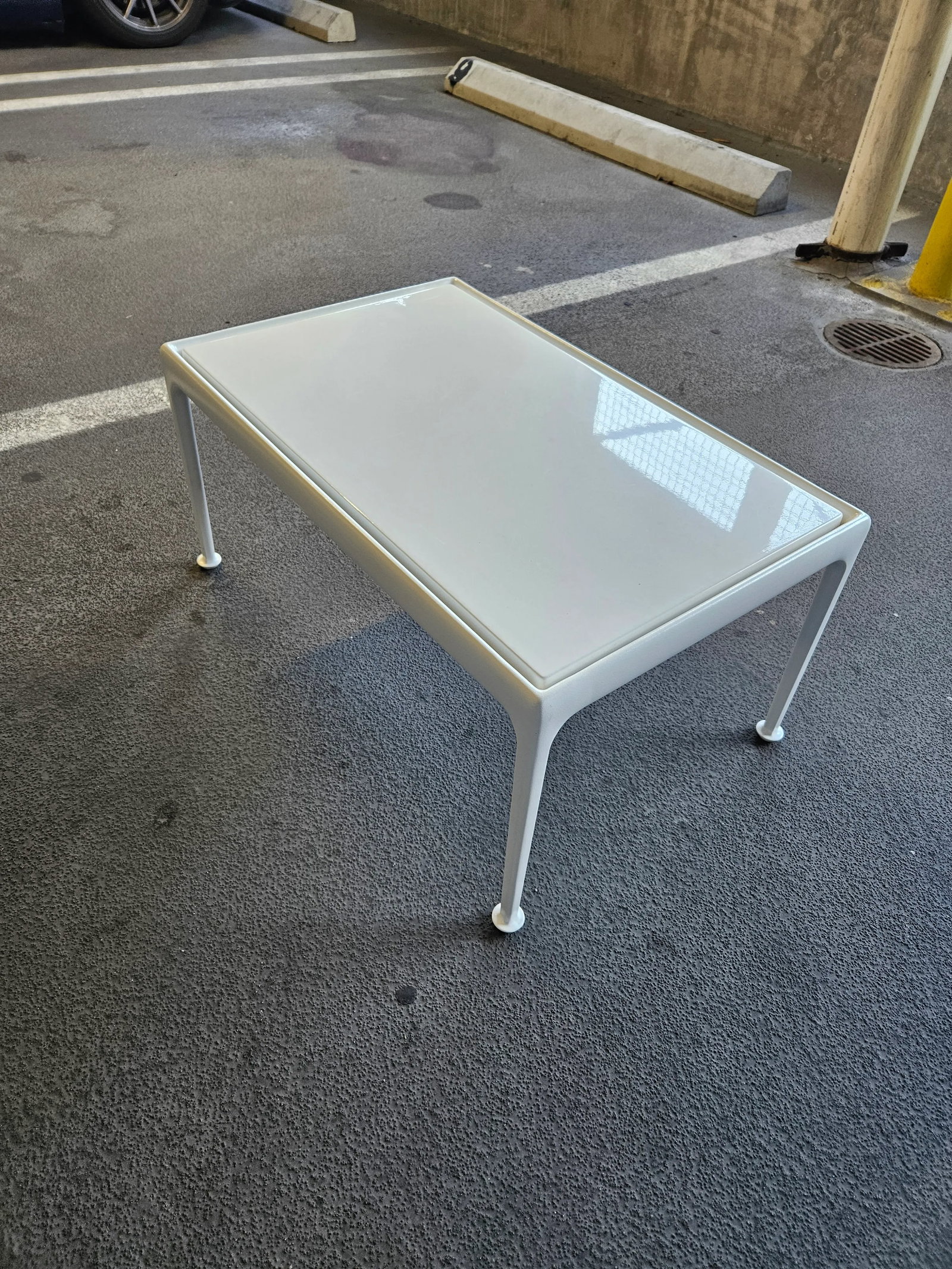 Diminutive Knoll Richard Schulz Coffee Table - 5