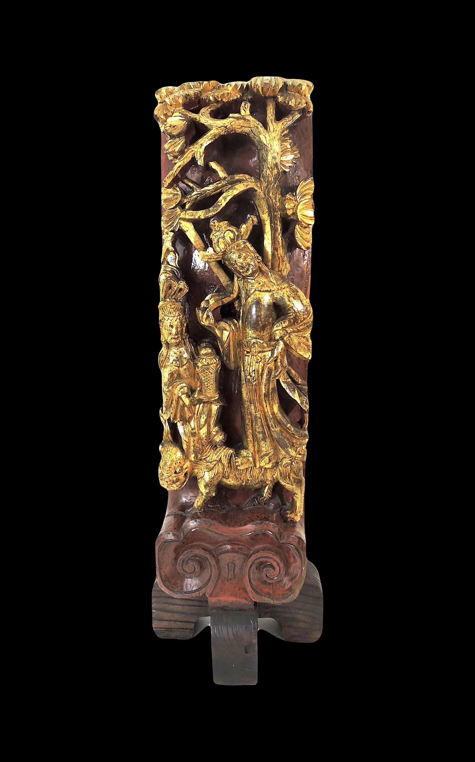 Large Antique Chinese Gold (Gilt) Wood Temple Segment / Sculpture or Figure of Guanyin (Kwan Yin) - 2