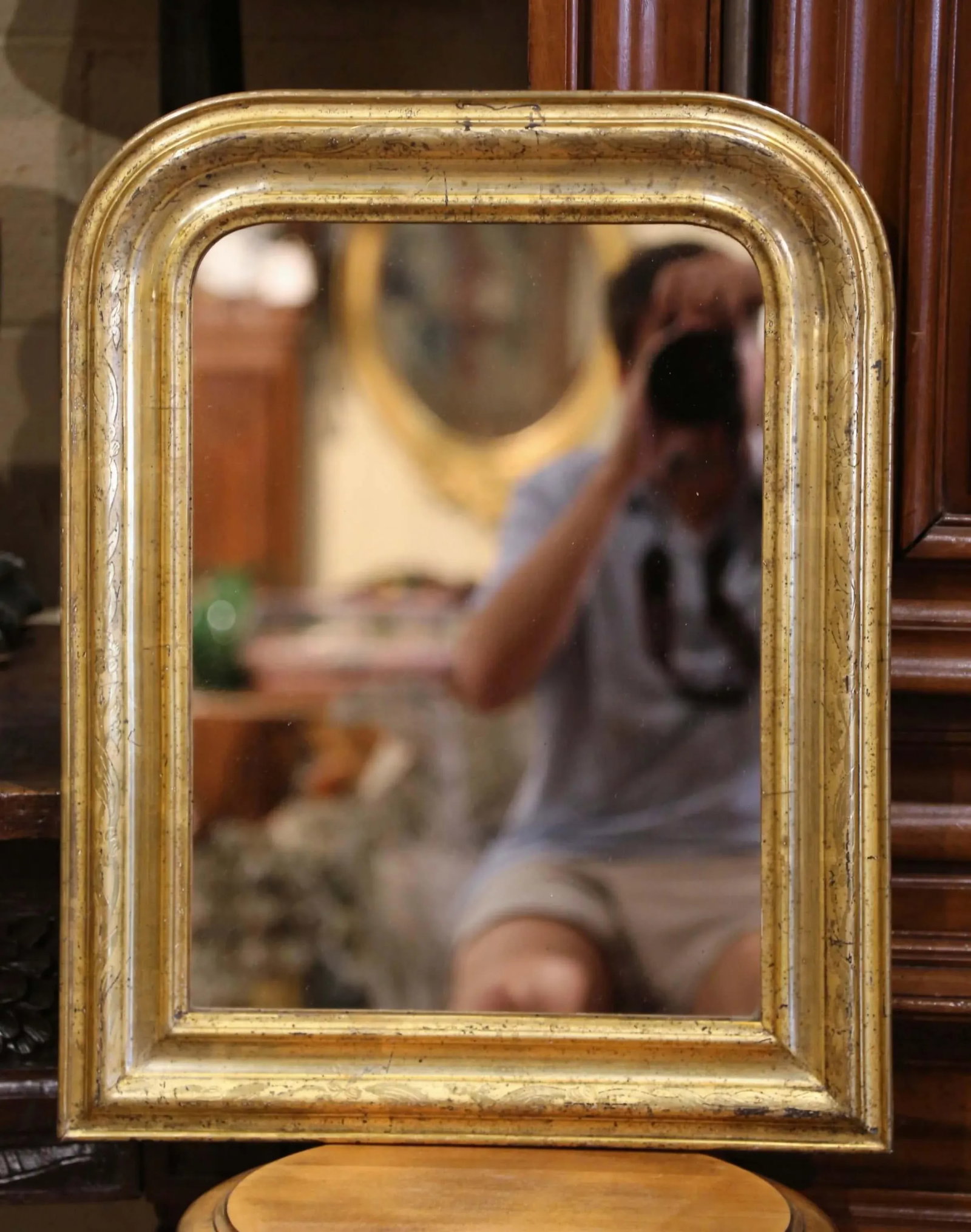 19th Century French Louis Philippe Giltwood Mirror With Floral Decor - 4
