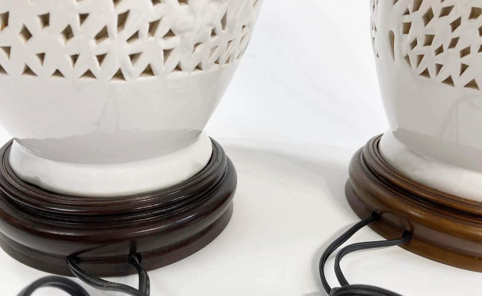 Vintage Reticulated Blanc De Chine Table Lamps, a Pair - 10