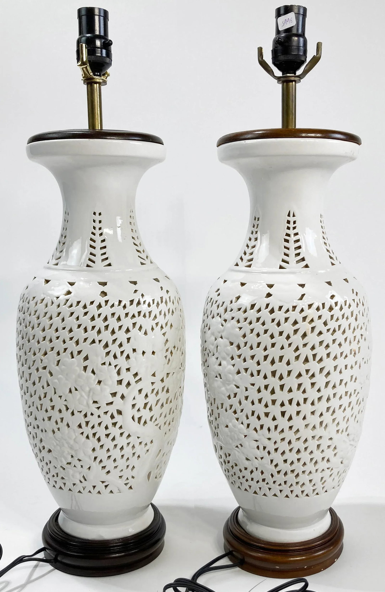 Vintage Reticulated Blanc De Chine Table Lamps, a Pair - 6