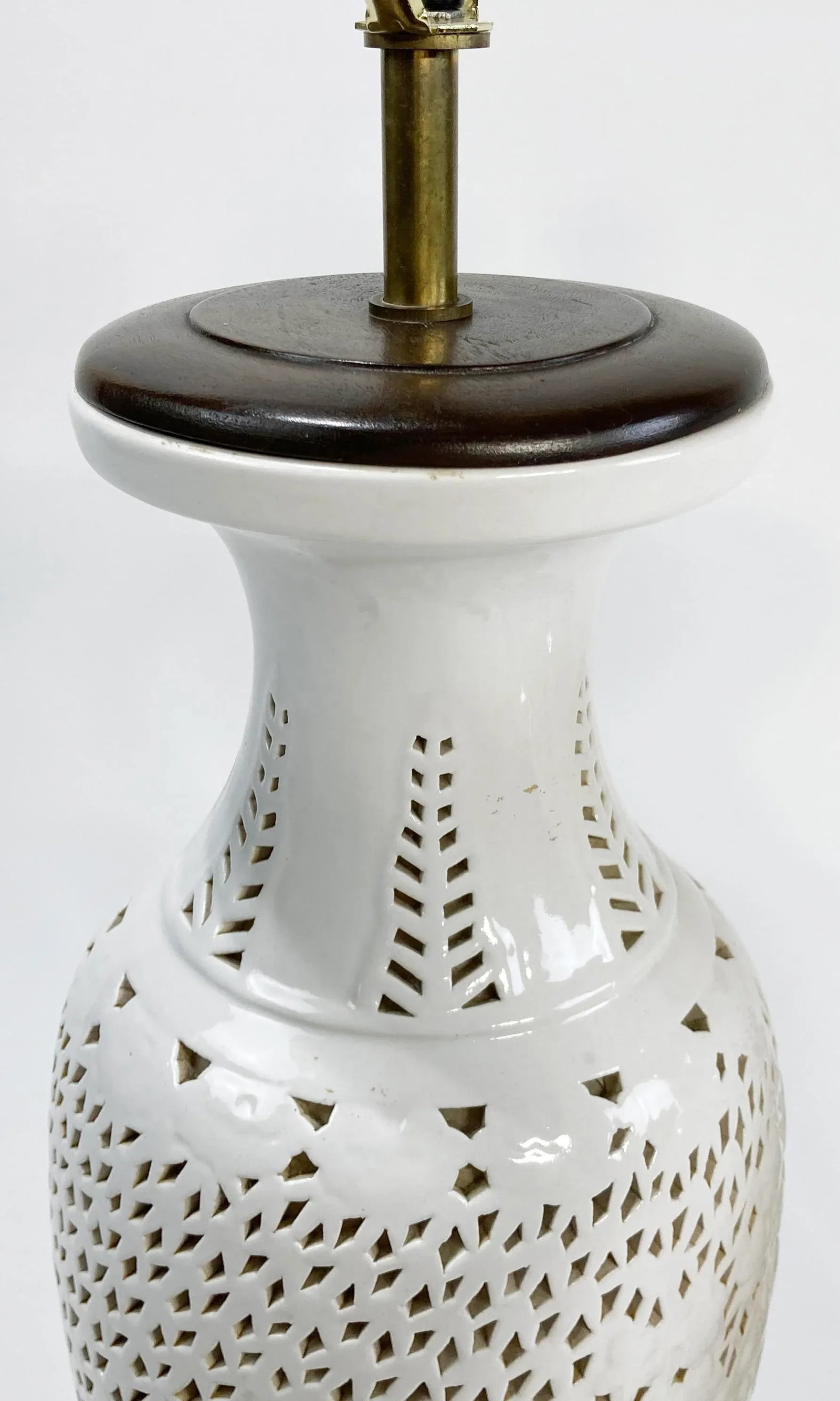 Vintage Reticulated Blanc De Chine Table Lamps, a Pair - 7