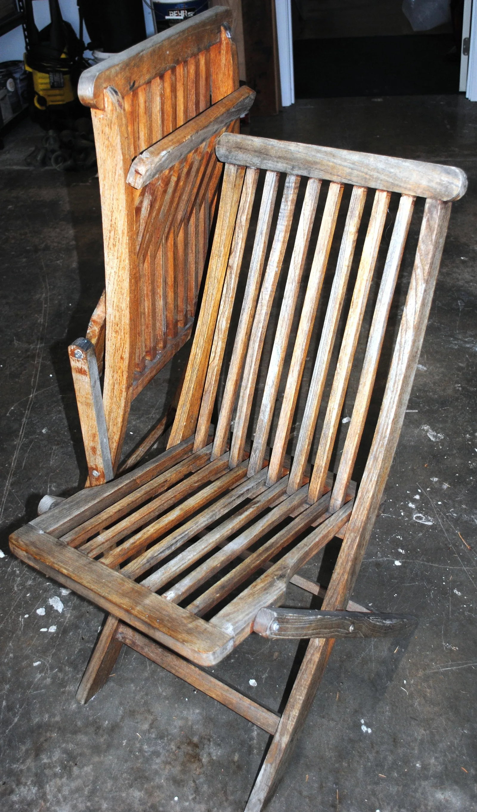 Late 20th Century Pair Vintage Naturally Weathered Wood Folding Deck Chairs - 5
