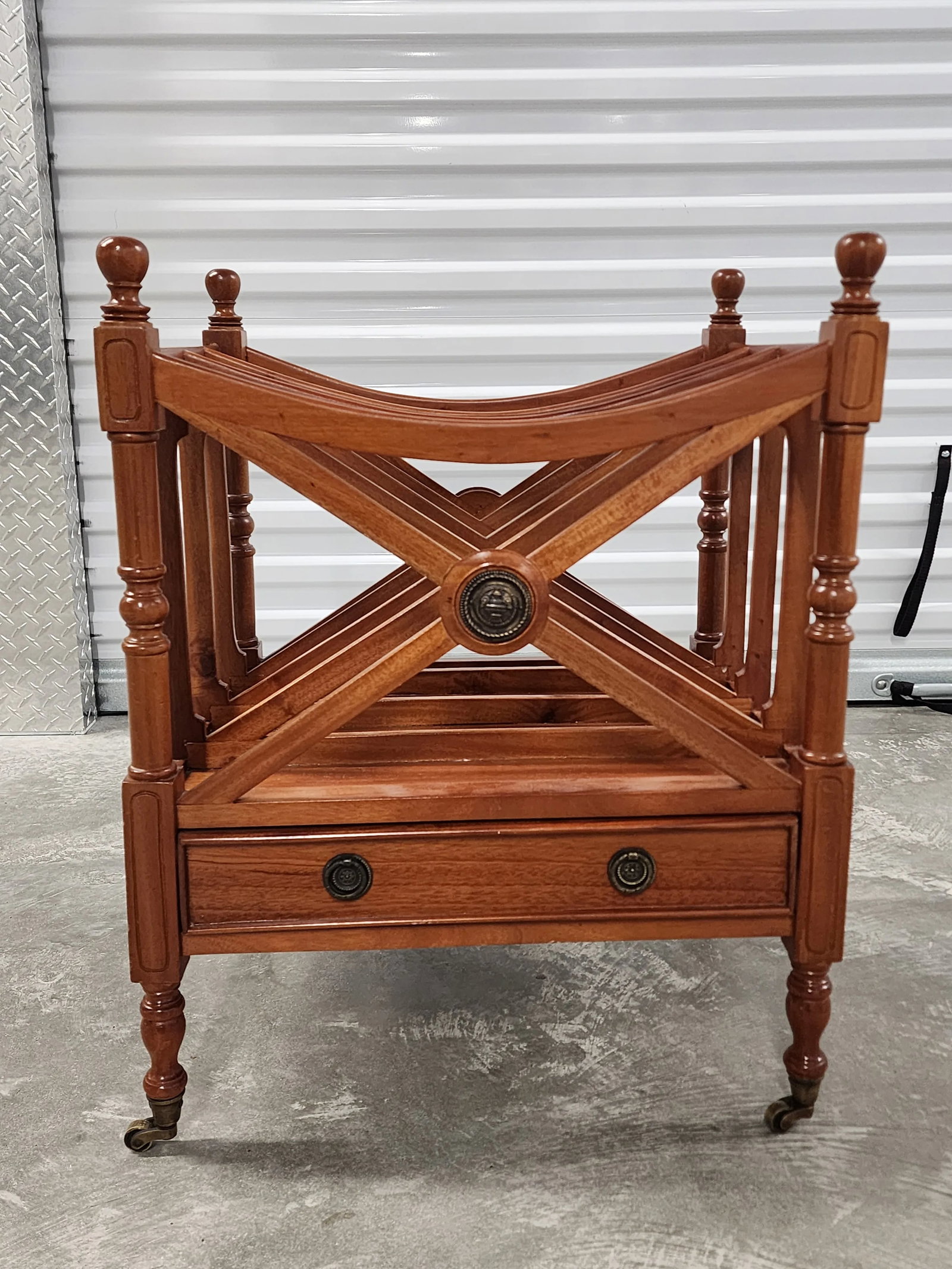 Jansen Canterbury Magazine Rack - 3