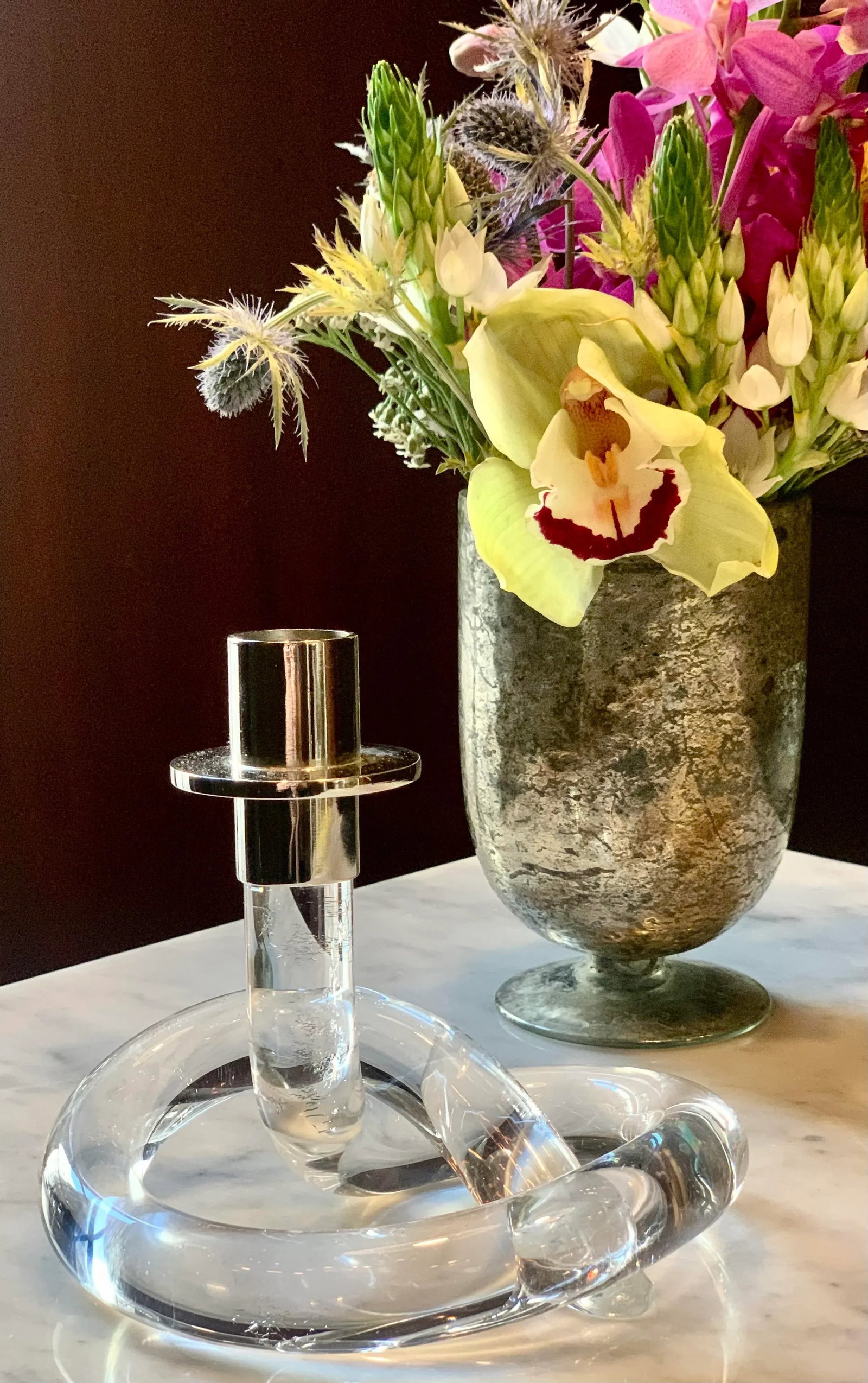 Vintage Late 20th Century Dorothy Thorpe Lucite and Chrome Silver Pretzel/Knot Candlestick - 2