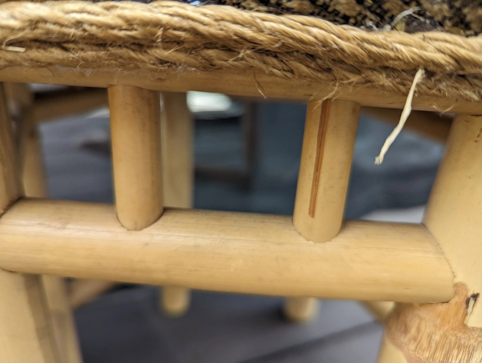 1930s Vintage Pair of Rattan Stools - 5