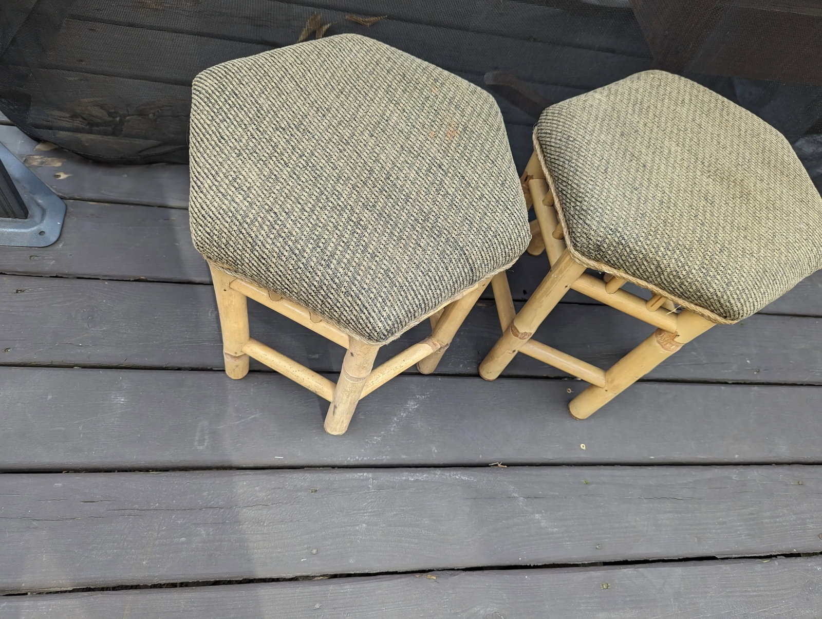 1930s Vintage Pair of Rattan Stools - 6