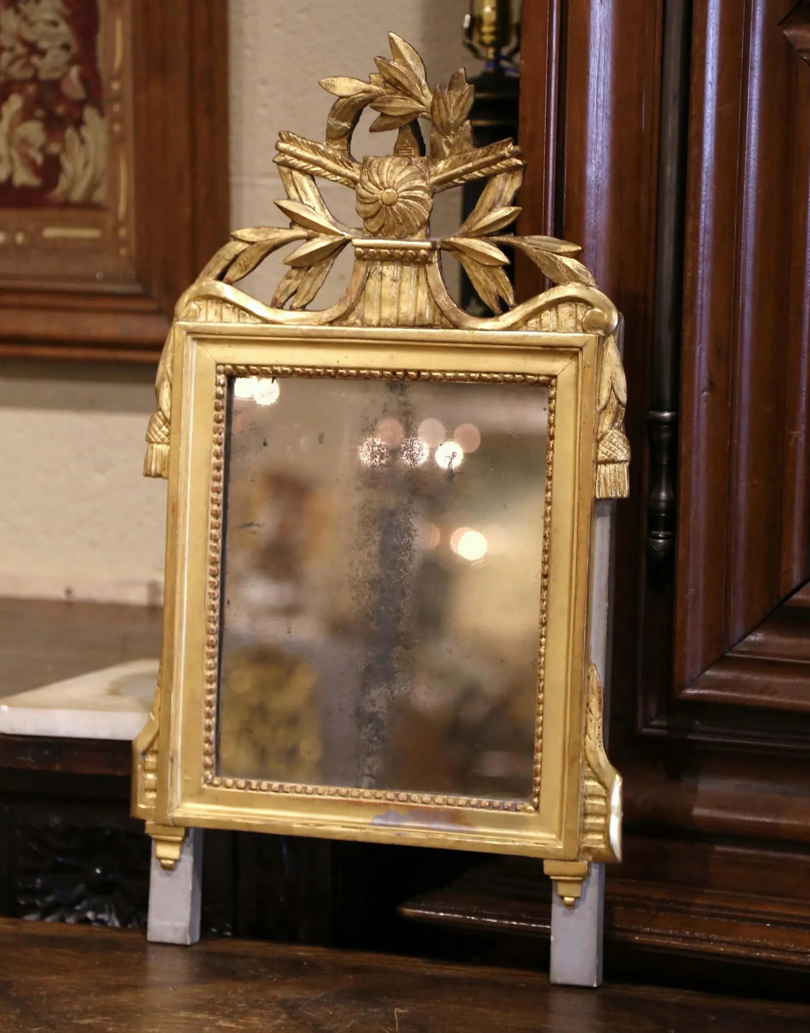 18th Century French Louis XVI Carved Giltwood Wall Mirror From Provence - 2