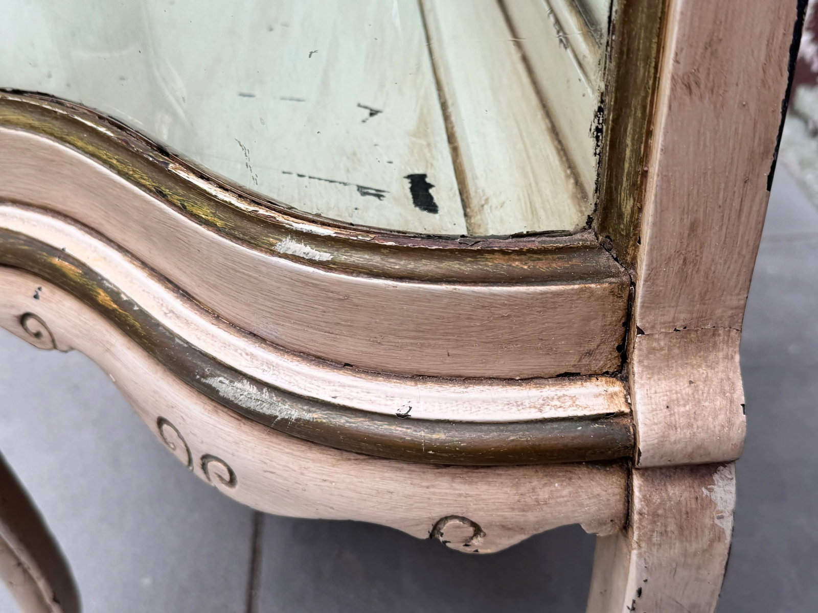 Antique French Paint-Decorated Vitrine Cabinet - 10