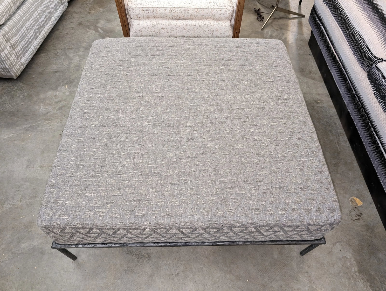 Lee Industries Grey Lee Ottoman/Coffee Table - 6