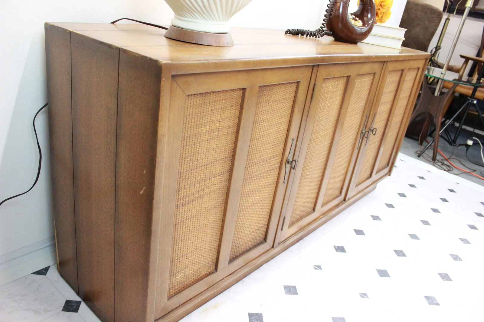 Mid Century Modern Credenza by American of Martinsville - 7