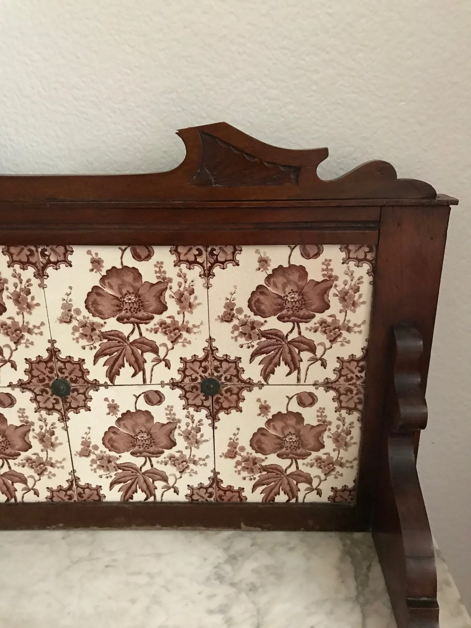 1850-1870 Victorian English Marble Top Washstand - 9