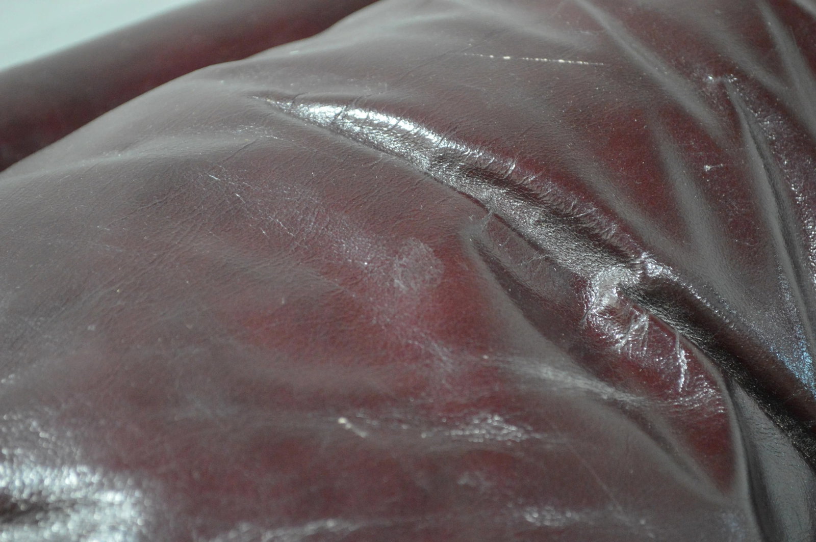 Late 20th Century Hancock & Moore Fine Tufted Leather Sofa - 6