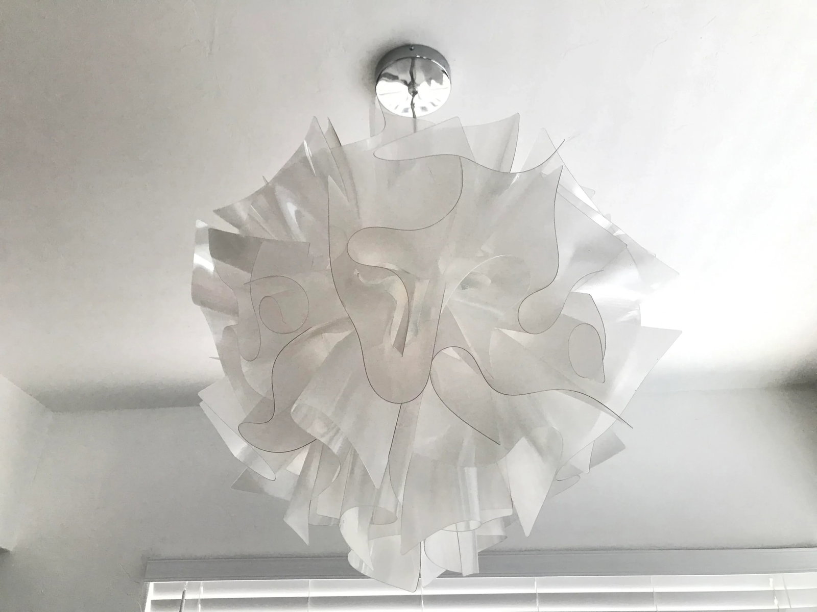 Slamp Veli Suspension Large Pendent Light Fixture by Adriano Rachele - 2