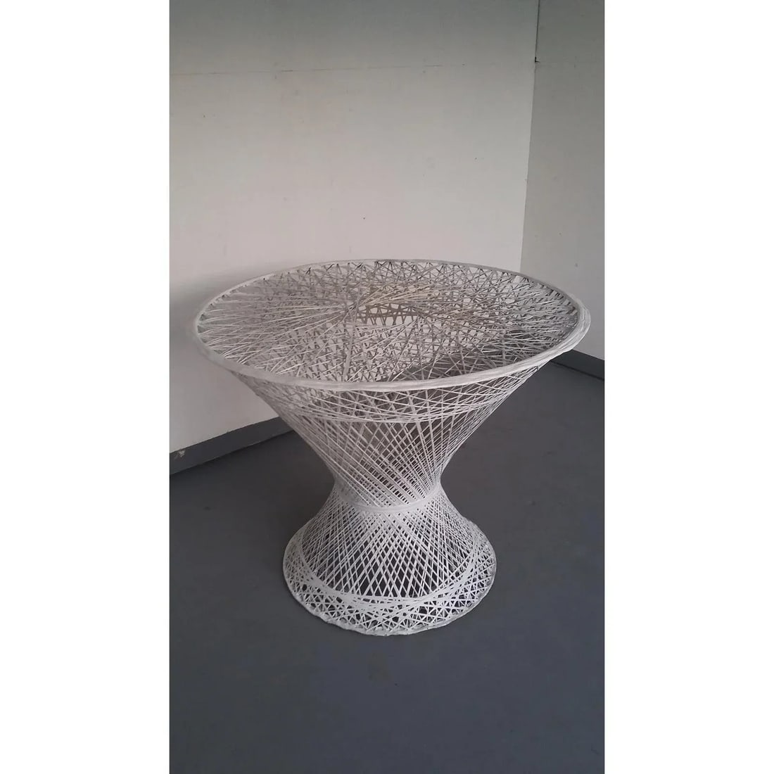 Russel Woodard Spun Fiberglass Patio Table Base - 4
